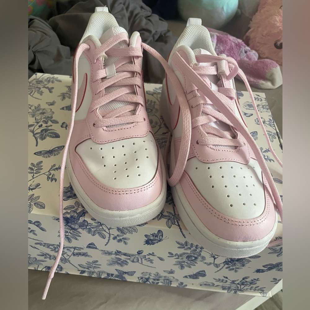 Pink and white air forces